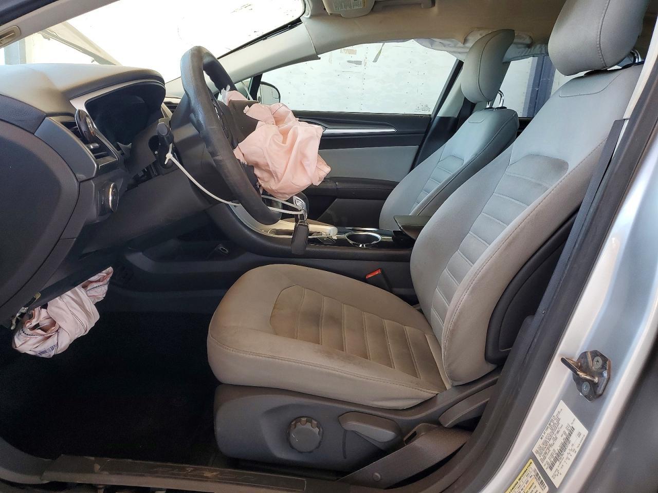 2013 Ford Fusion S - Фото 7