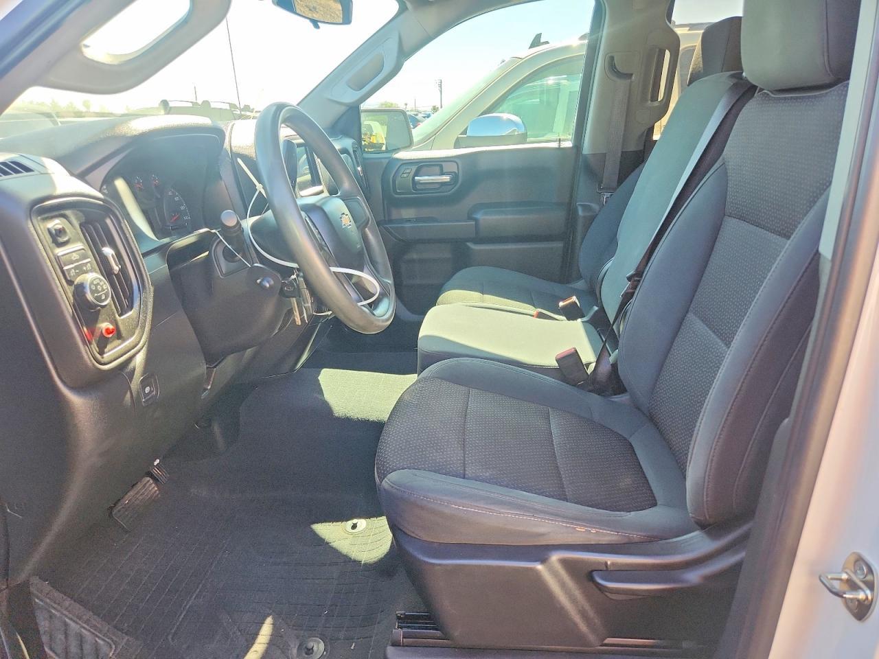 2020 Chevrolet Silverado C1500 - Фото 7