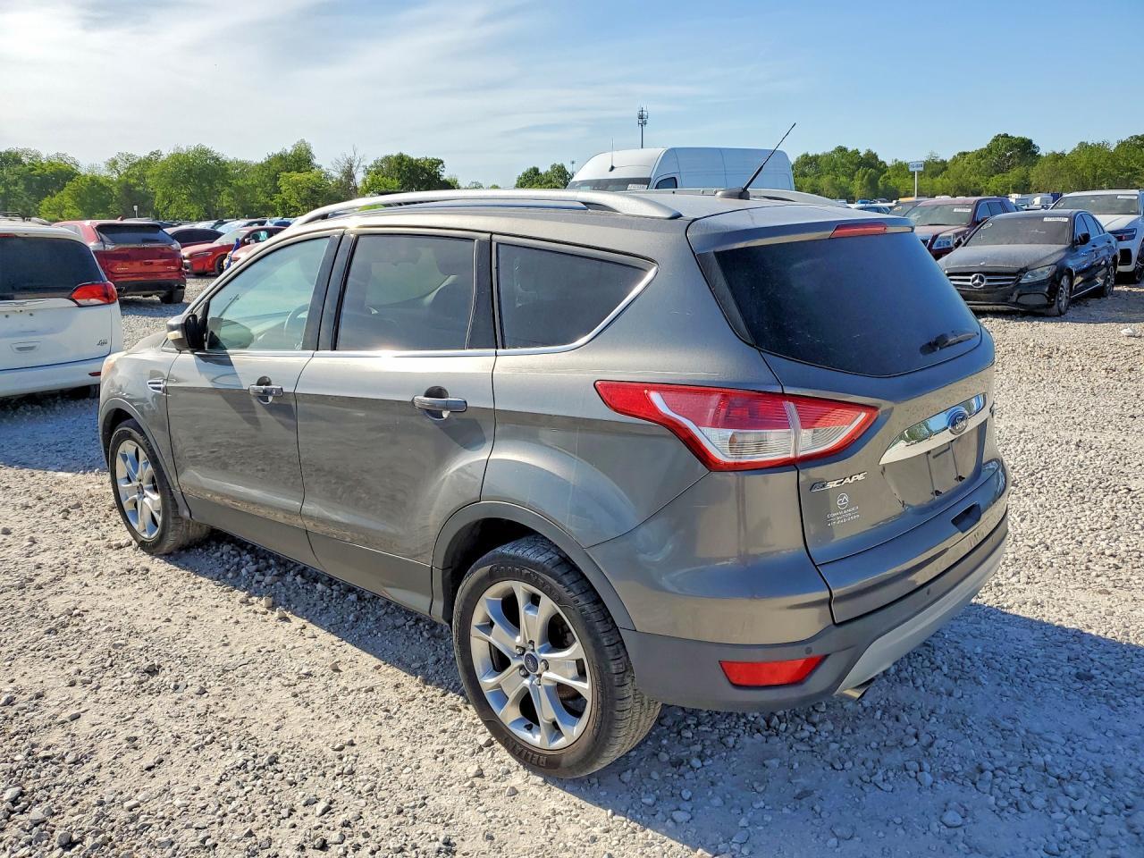 2014 Ford Escape Titanium - Image 2