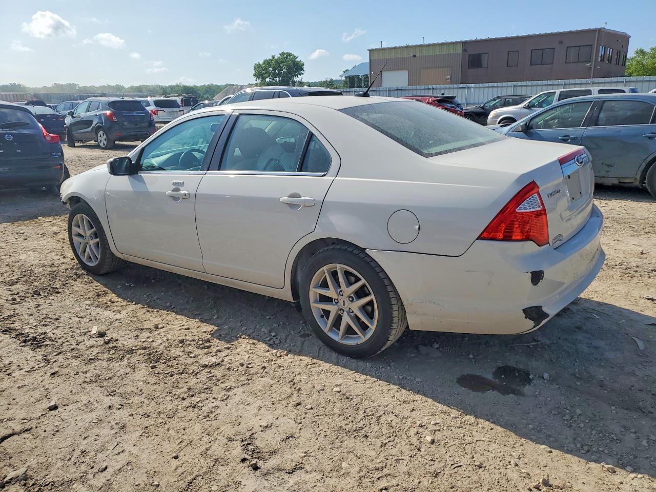 2012 Ford Fusion Sel - Image 2