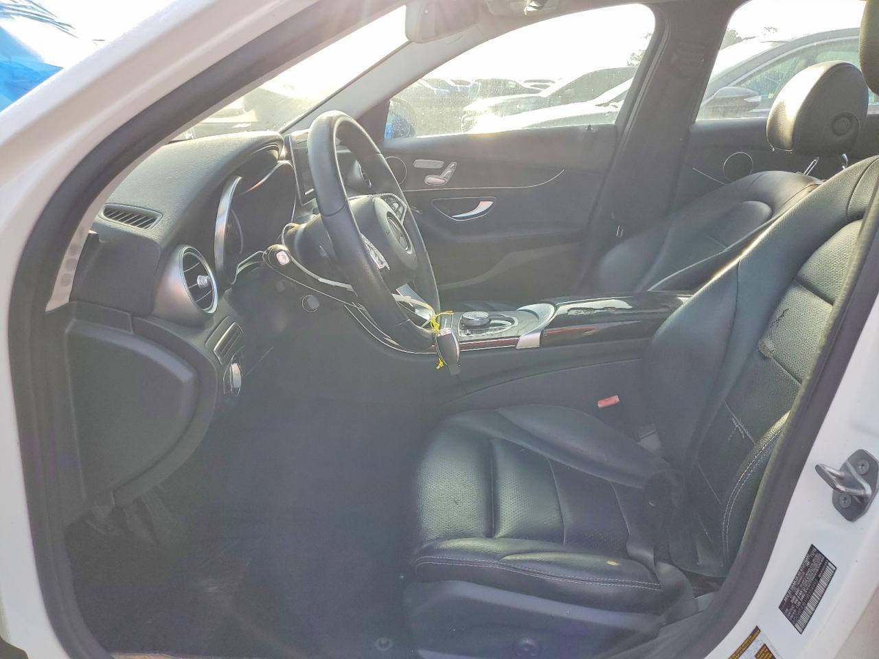 2017 Mercedes-Benz C 300 - Image 7
