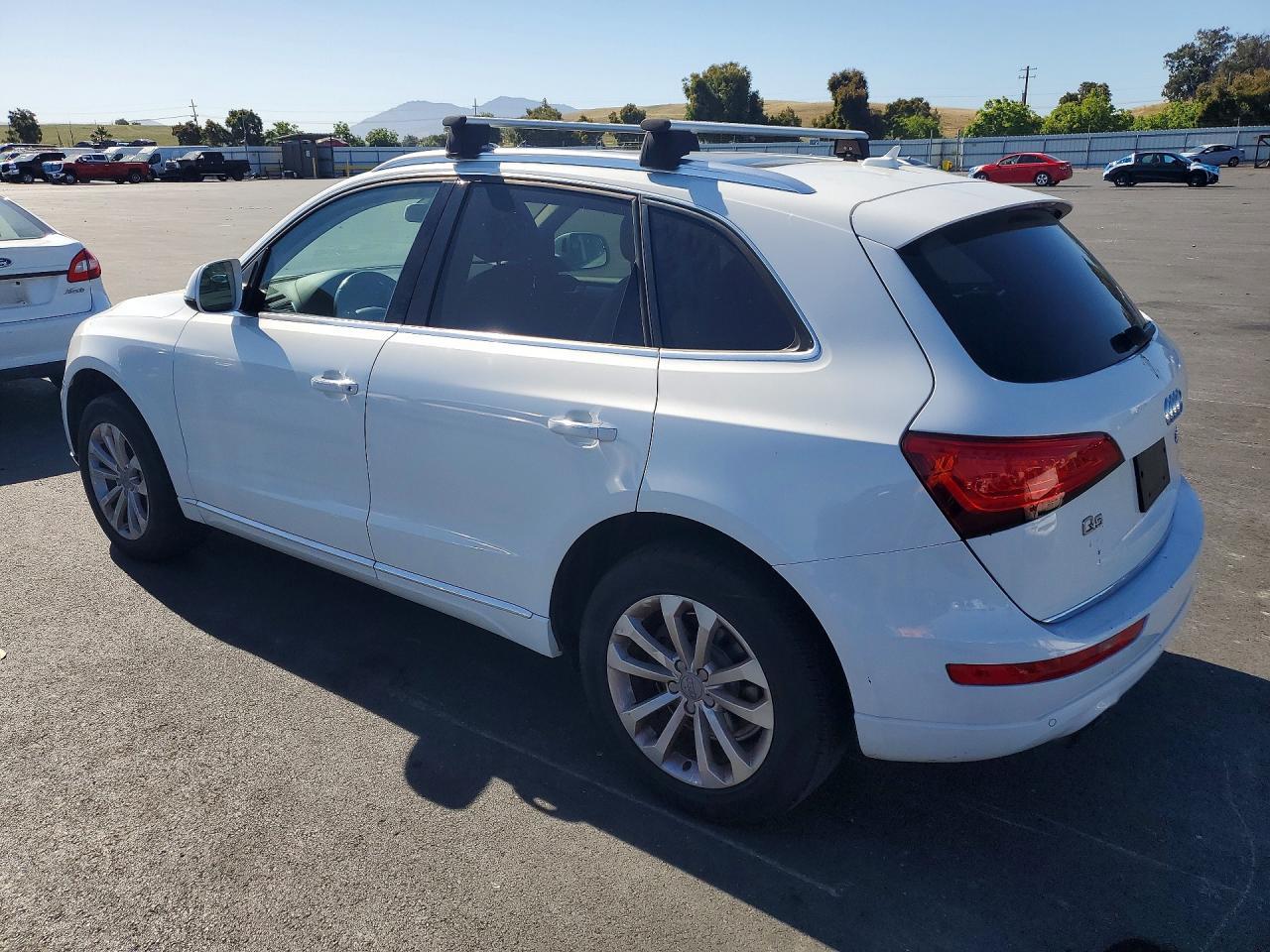 2015 Audi Q5 Premium Plus - Image 2