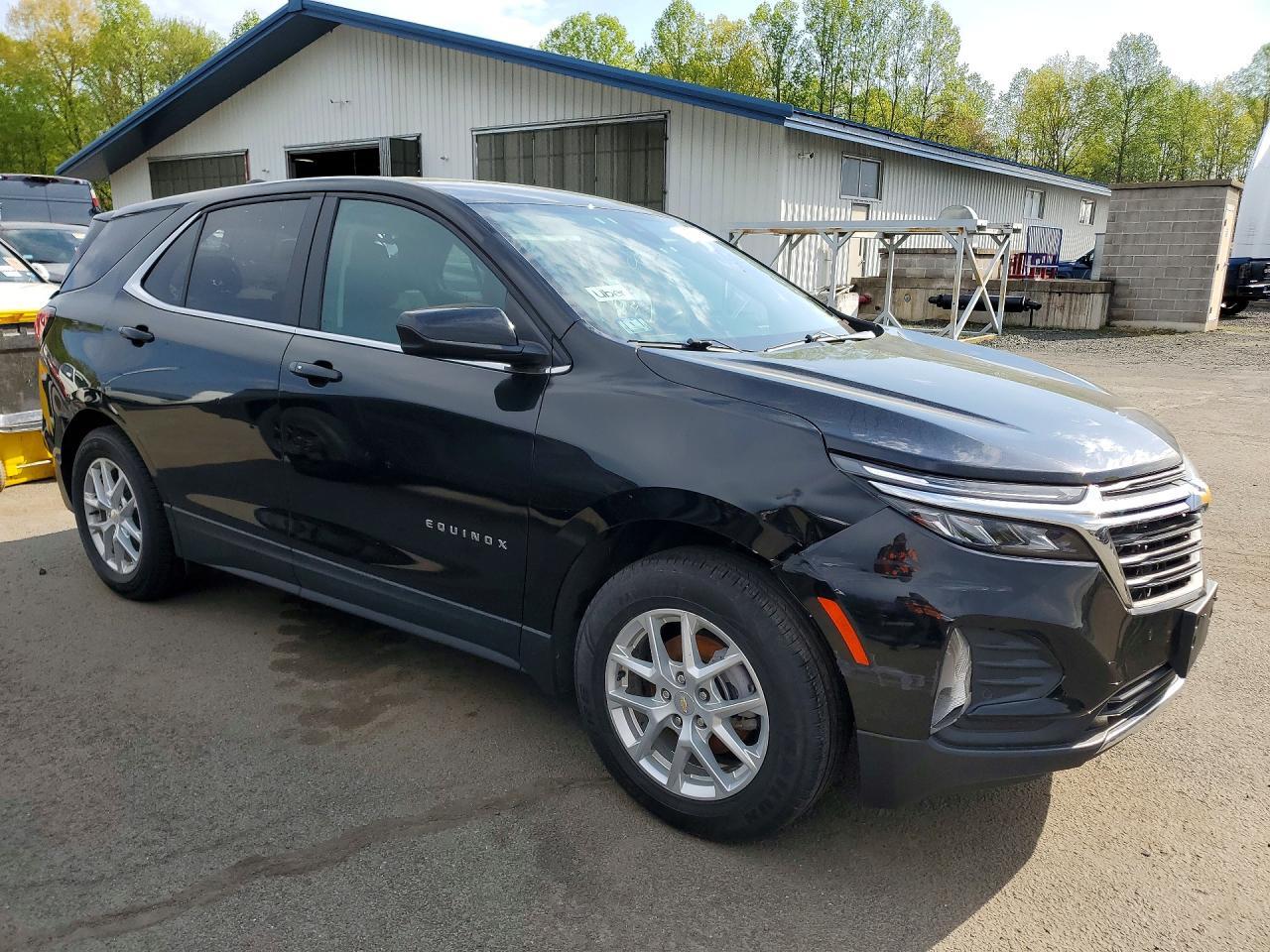 2023 Chevrolet Equinox Lt - Image 4