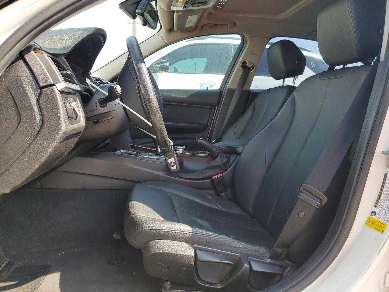 2015 BMW 320 I - Фото 7