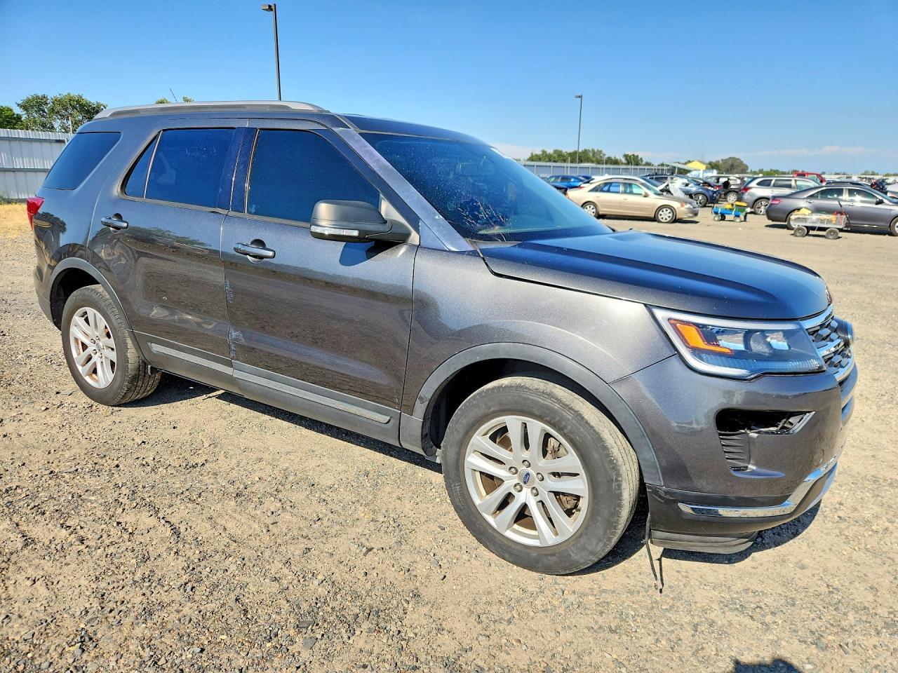 2019 Ford Explorer Xlt - Фото 4