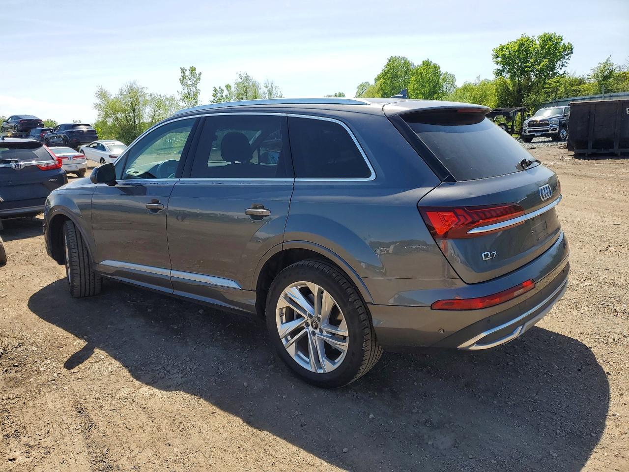 2022 Audi Q7 Premium Plus - Image 2
