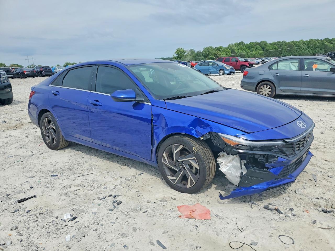 2025 Hyundai Elantra Sel - Фото 4