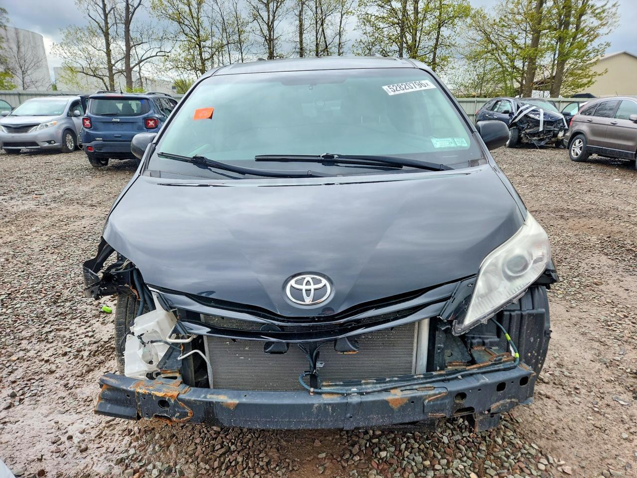 2017 Toyota Sienna Le - Фото 5