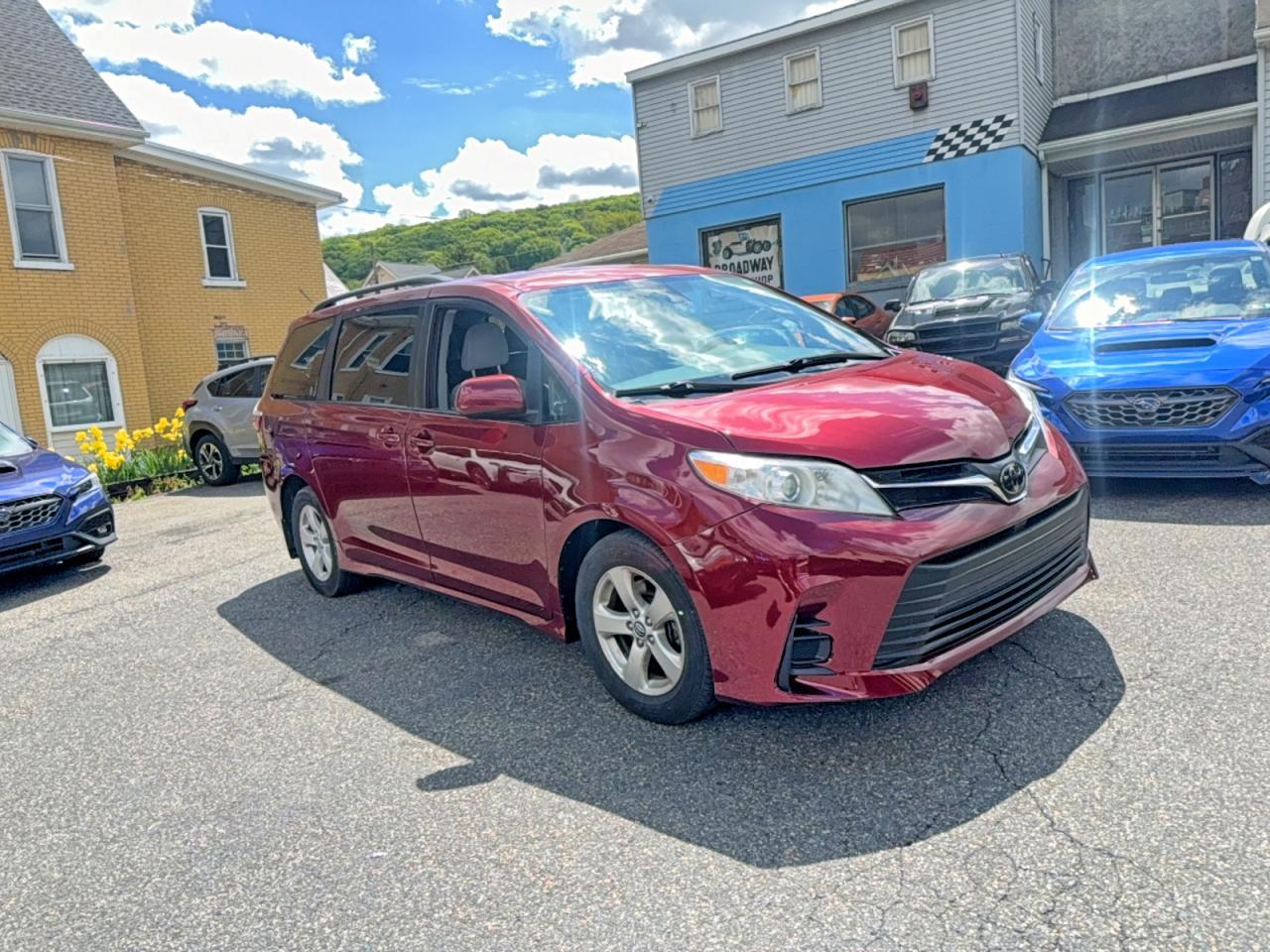 2020 Toyota Sienna Le 8-Passenger