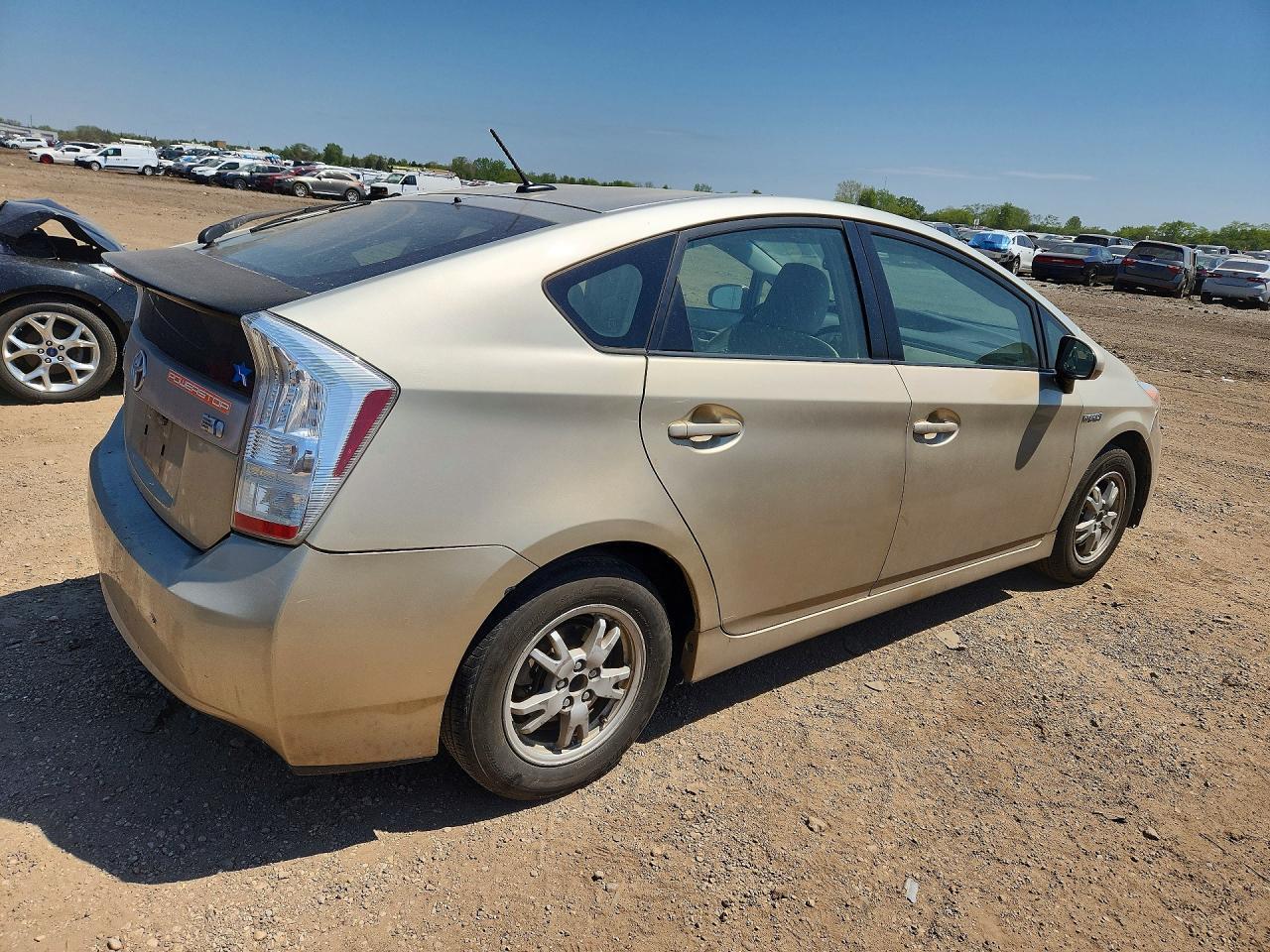 2010 Toyota Prius Iii - Фото 3