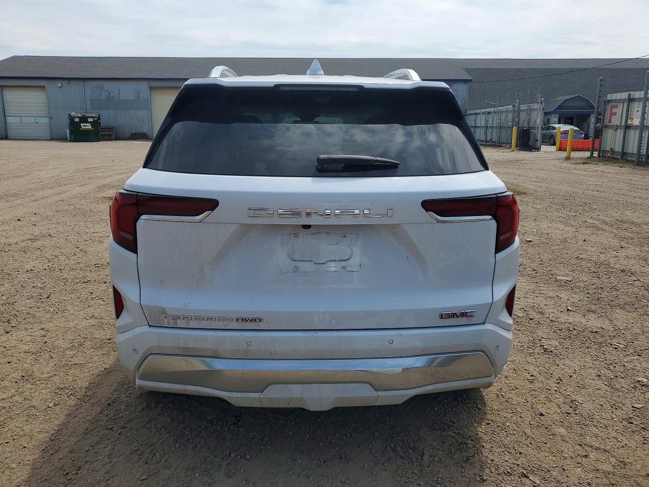 2026 GMC Terrain Denali - Image 6