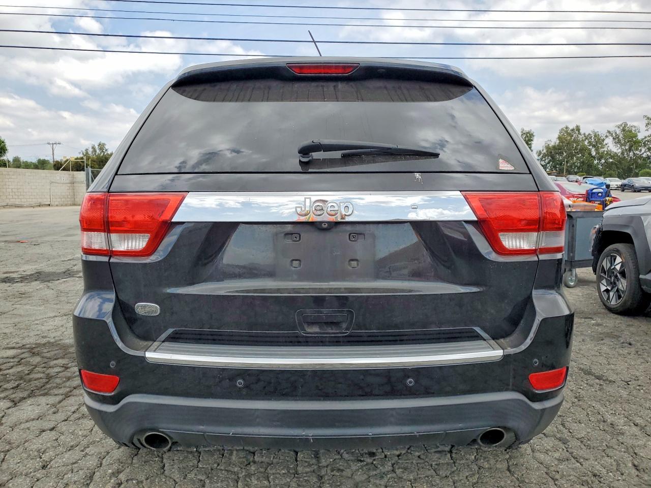 2012 Jeep Grand Cherokee Overland - Фото 6