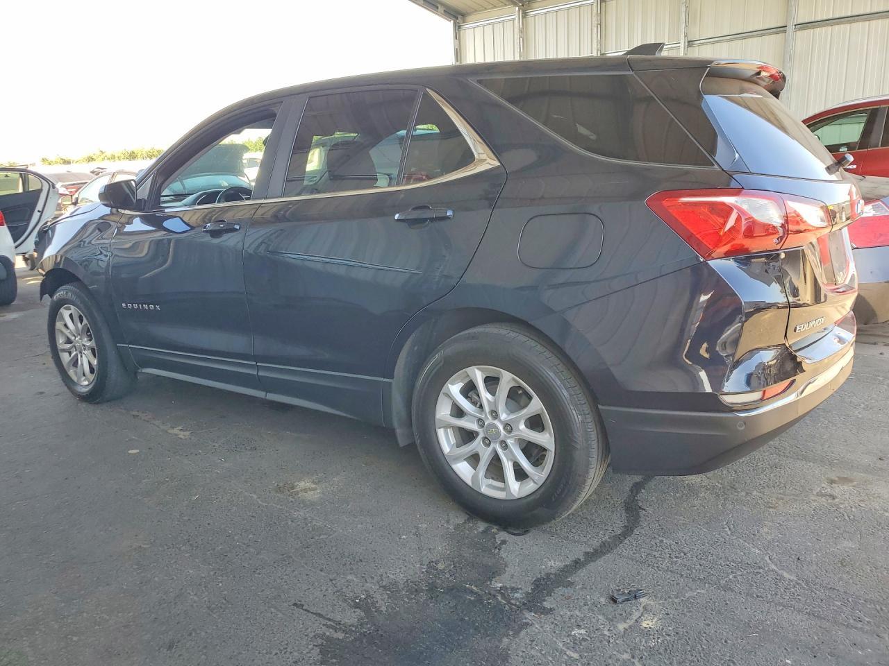 2021 Chevrolet Equinox Lt - Фото 2