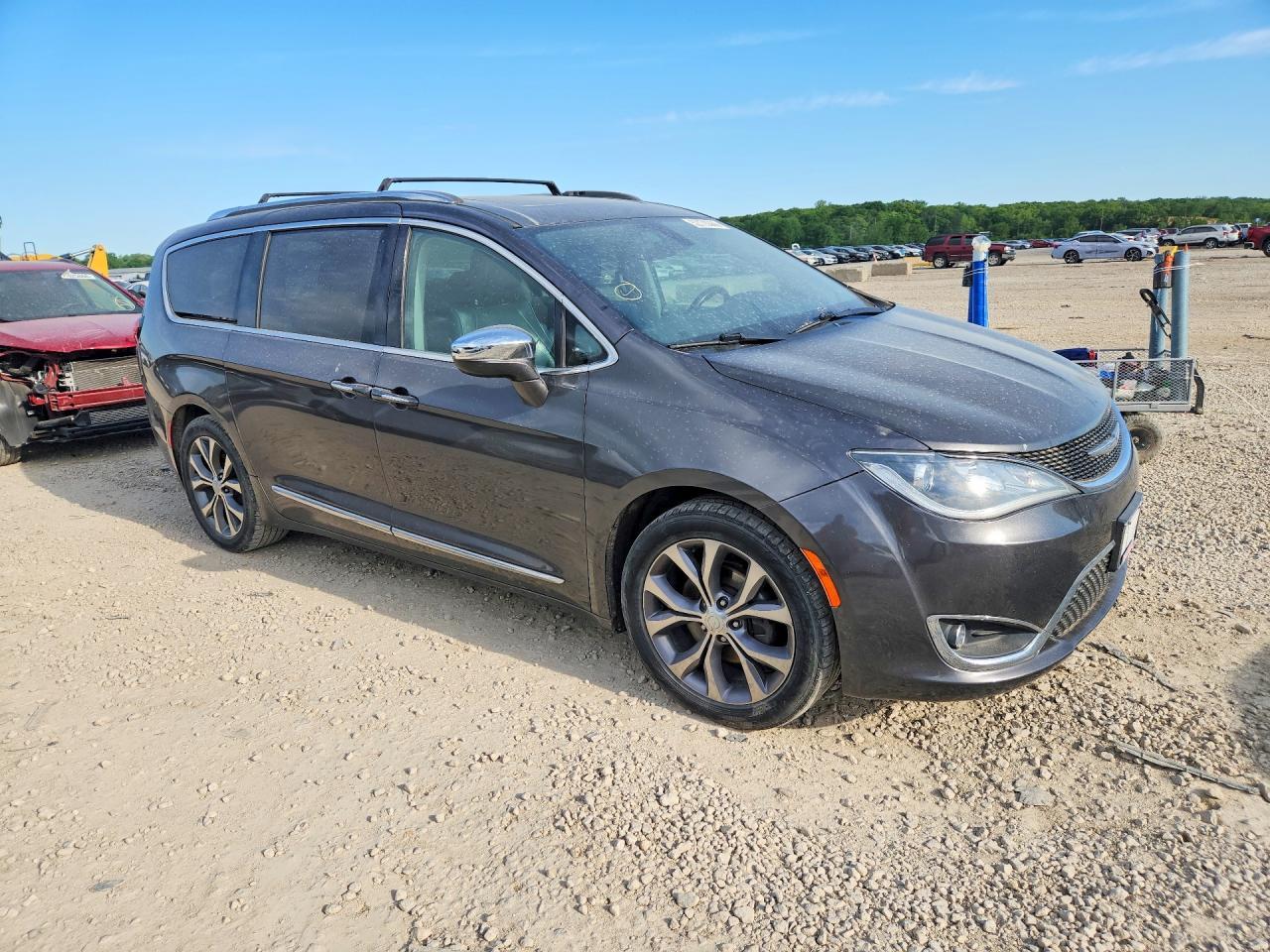 2017 Chrysler Pacifica Limited - Фото 4