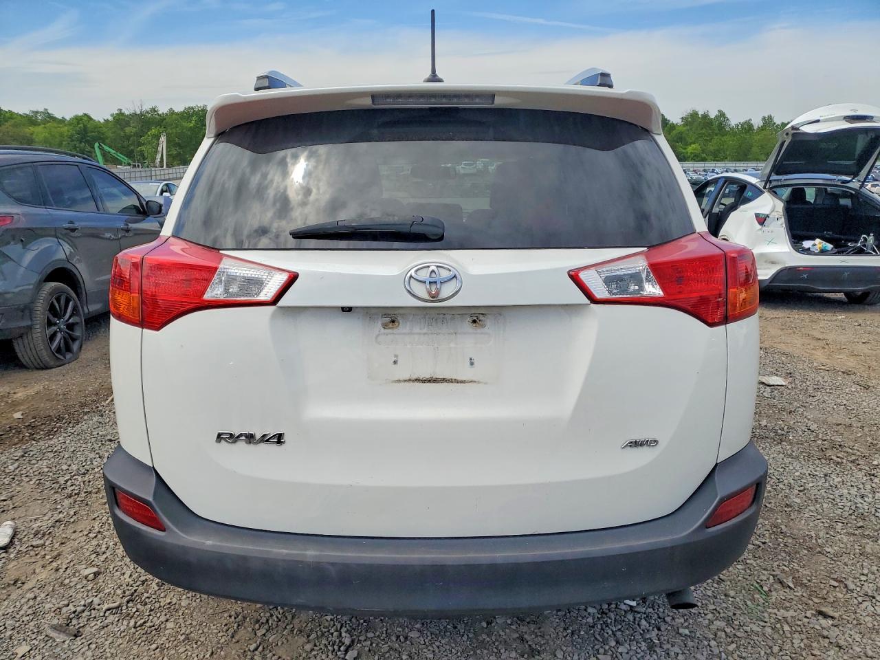 2013 Toyota Rav4 Limited - Image 6