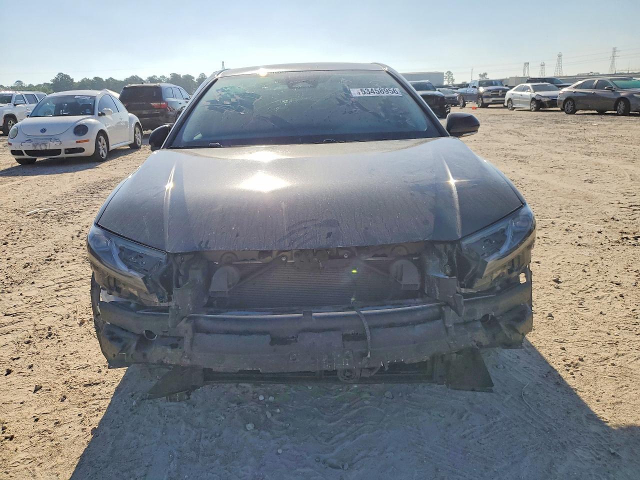 2025 Toyota Camry Le - Фото 5