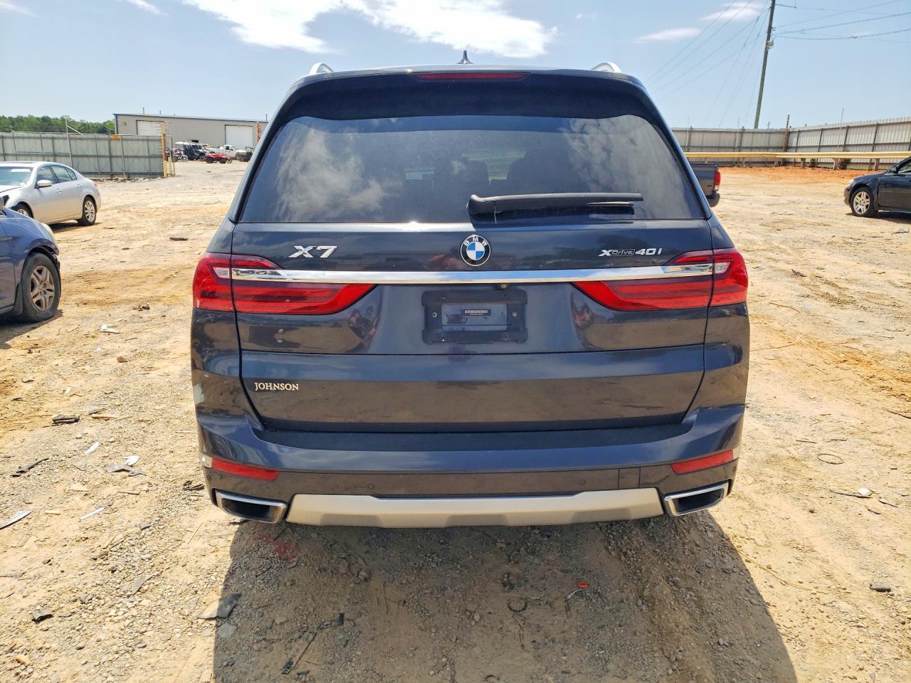 2020 BMW X7 xDrive40I - Фото 6