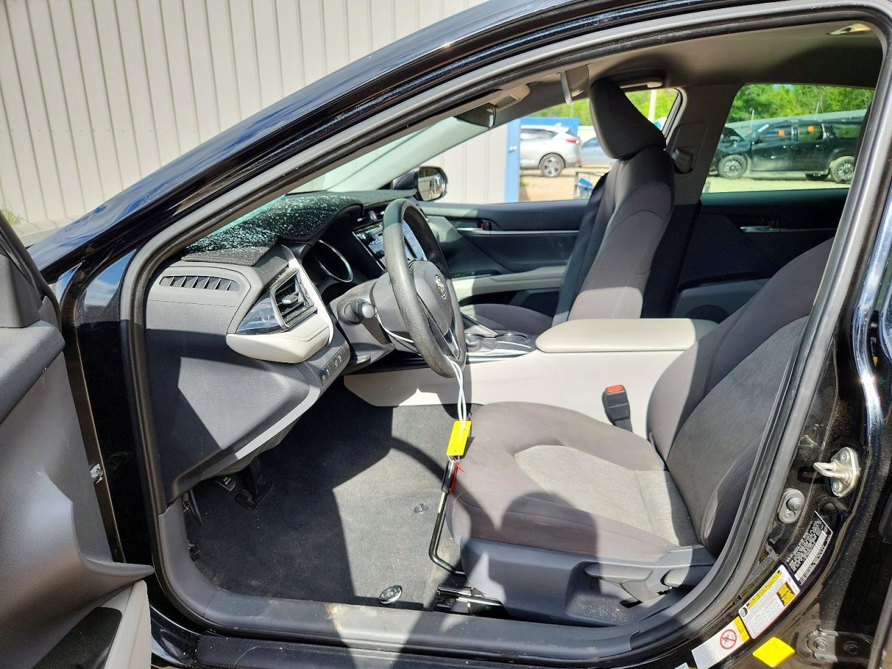 2019 Toyota Camry L - Image 7