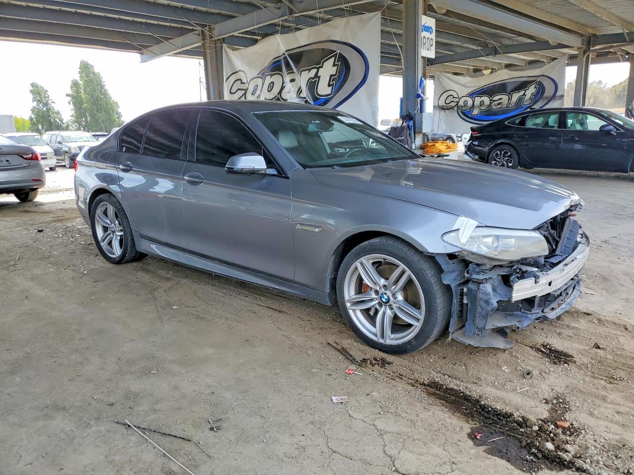 2016 BMW 550 I - Фото 4
