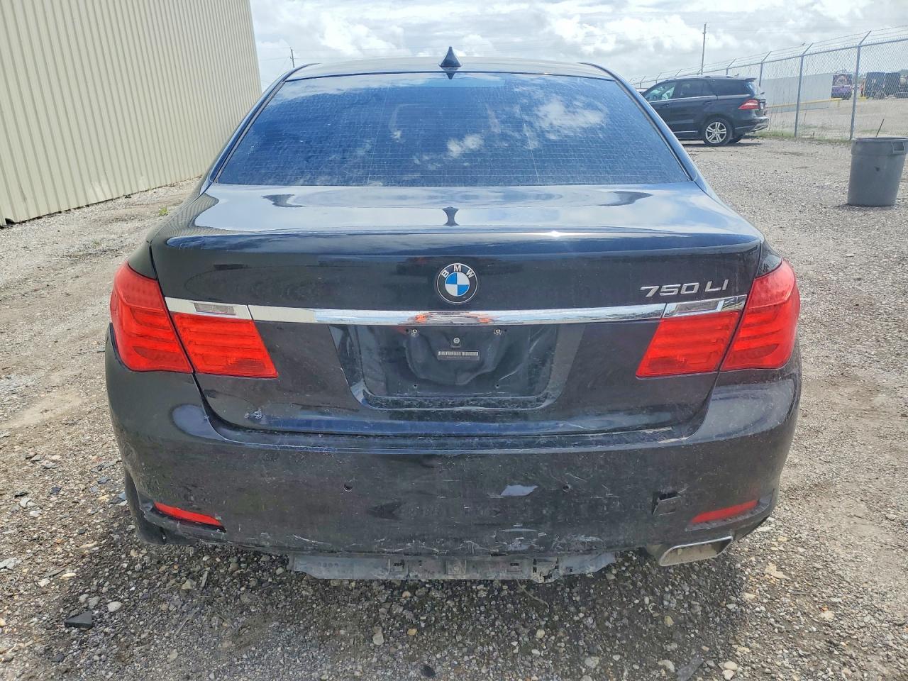 2011 BMW 750 Li - Image 6