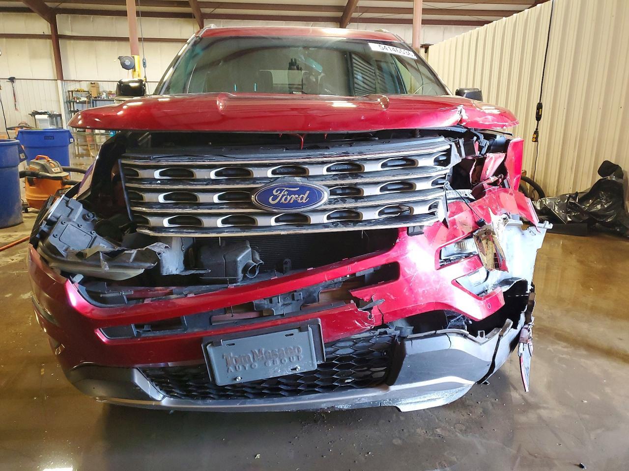 2016 Ford Explorer Xlt - Image 5