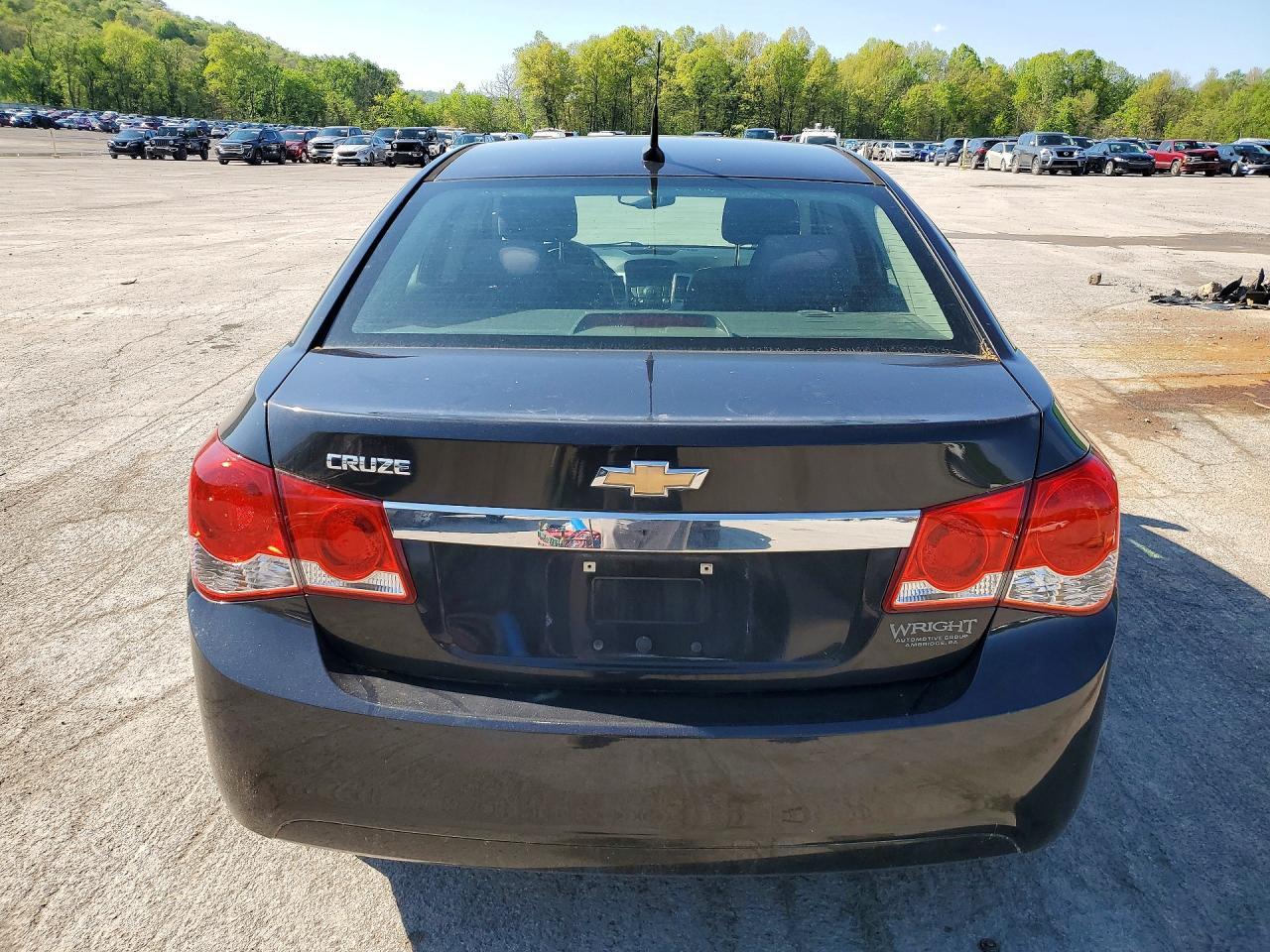 2013 Chevrolet Cruze Ls - Фото 6