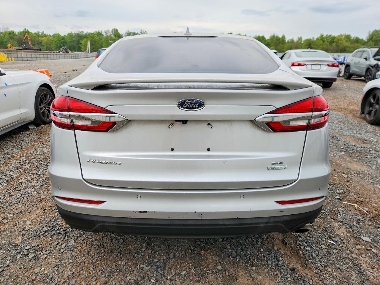 2019 Ford Fusion Se - Image 6
