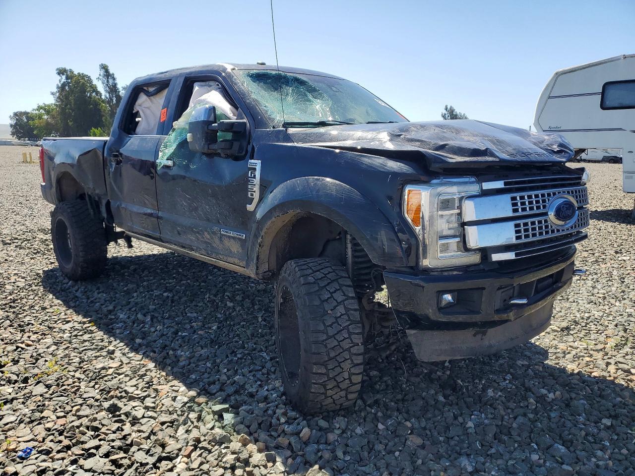 2017 Ford F350 Super Duty - Фото 4