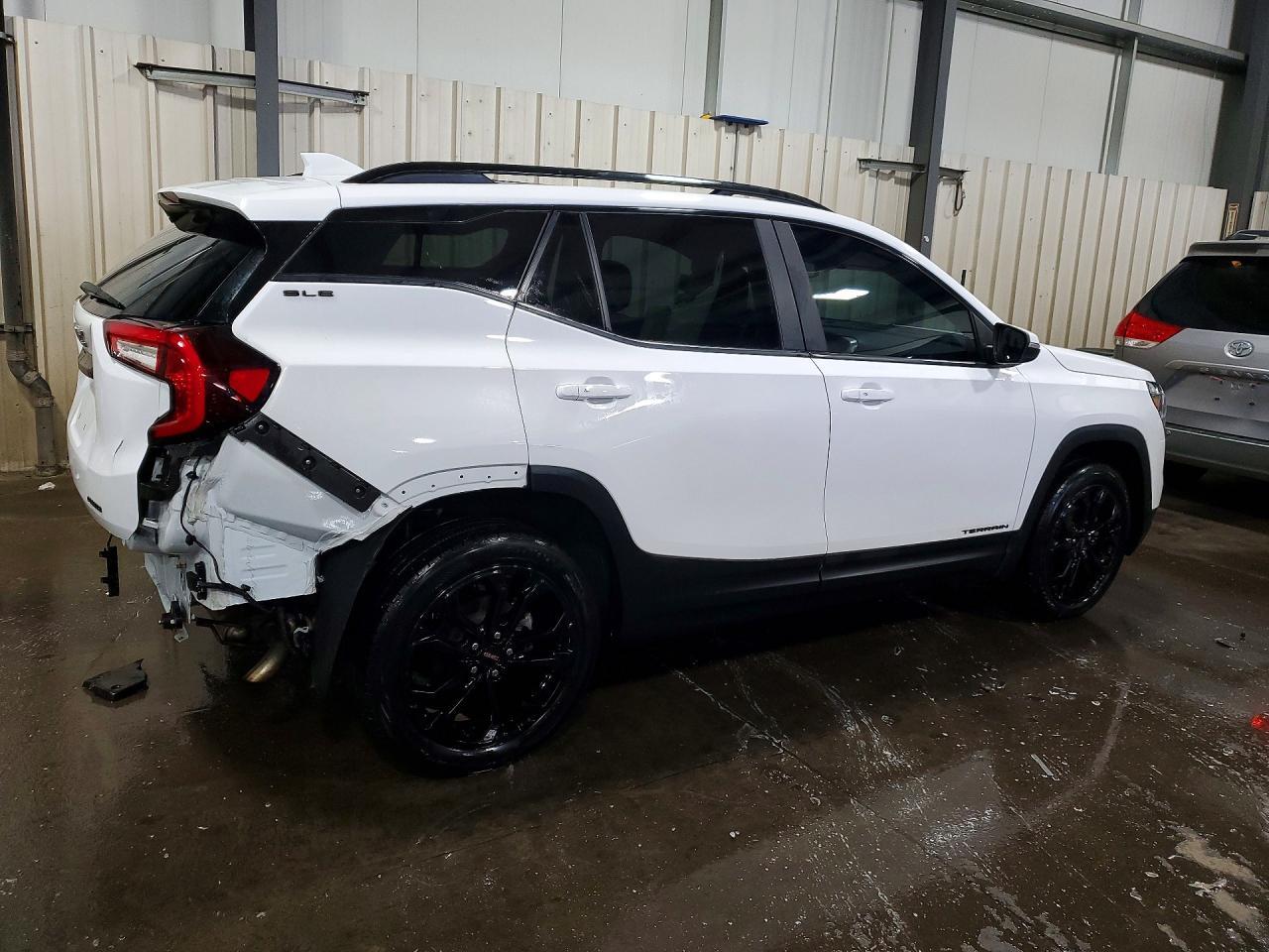 2022 GMC Terrain Sle - Фото 3