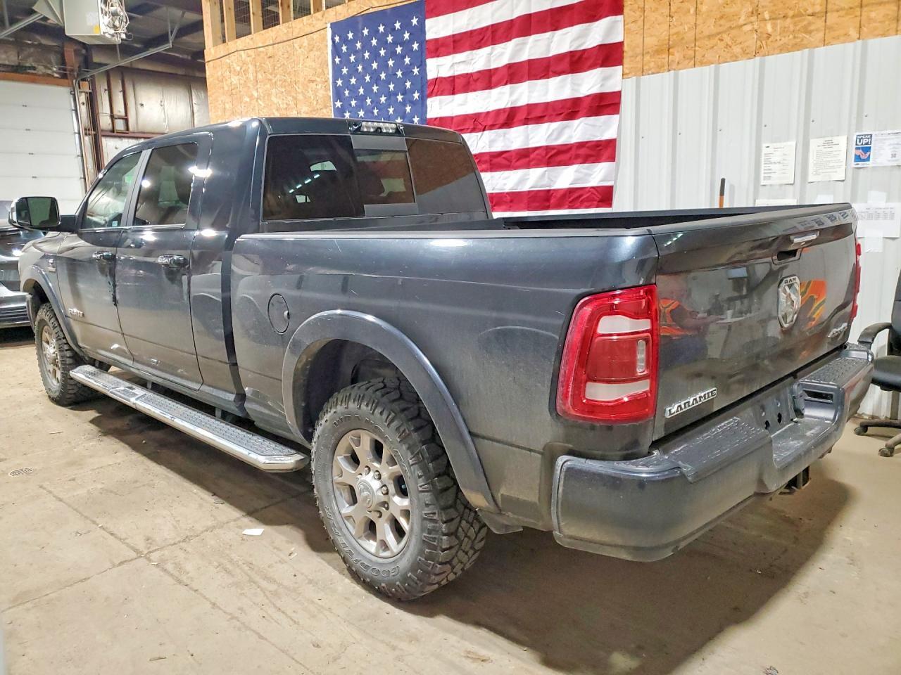 2019 Ram 2500 Laramie - Фото 2