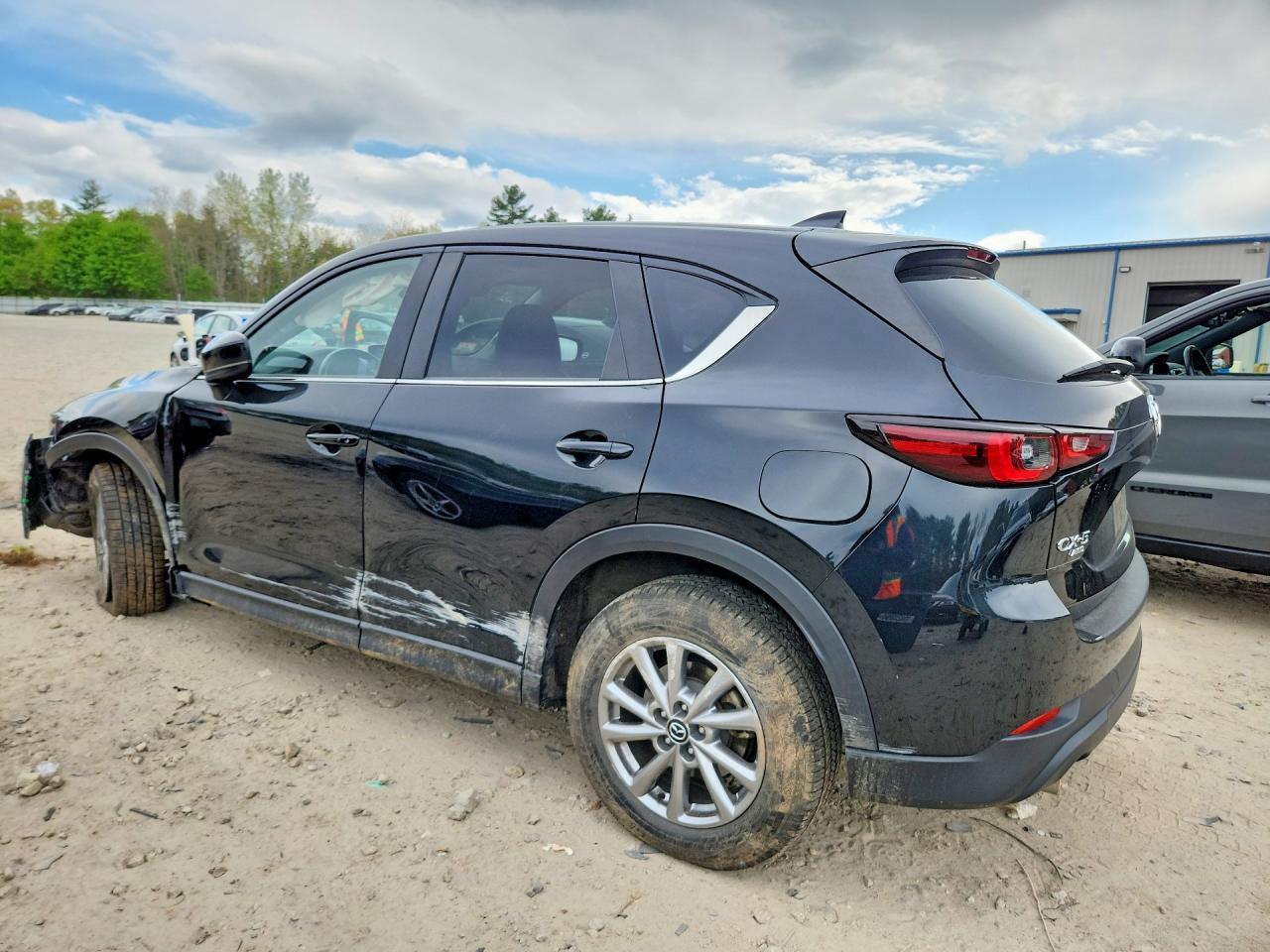 2023 Mazda Cx-5 Preferred - Image 2