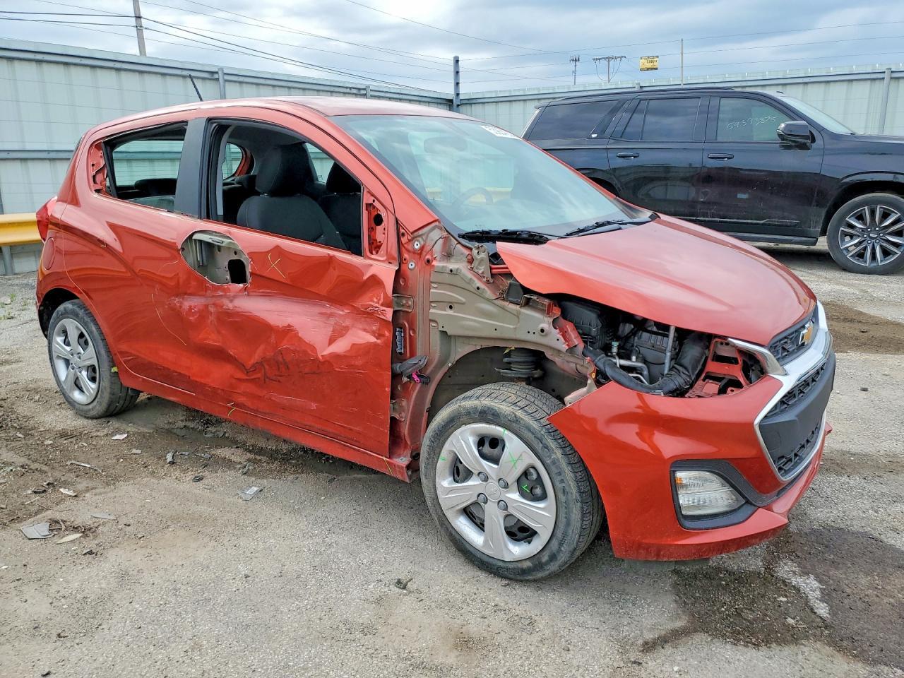 2021 Chevrolet Spark Ls - Фото 4