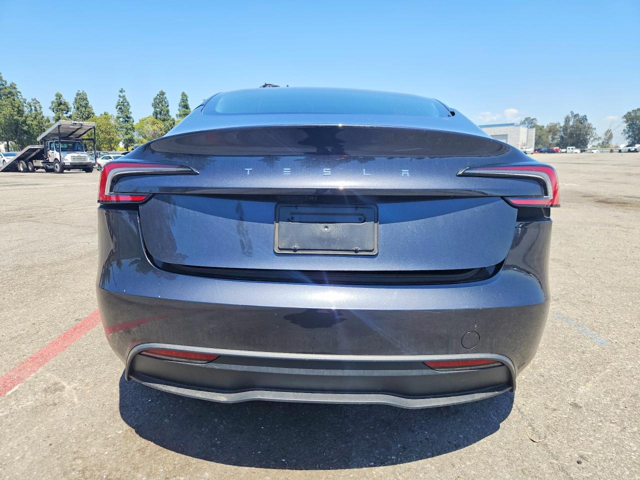 2025 Tesla Model 3 - Image 6