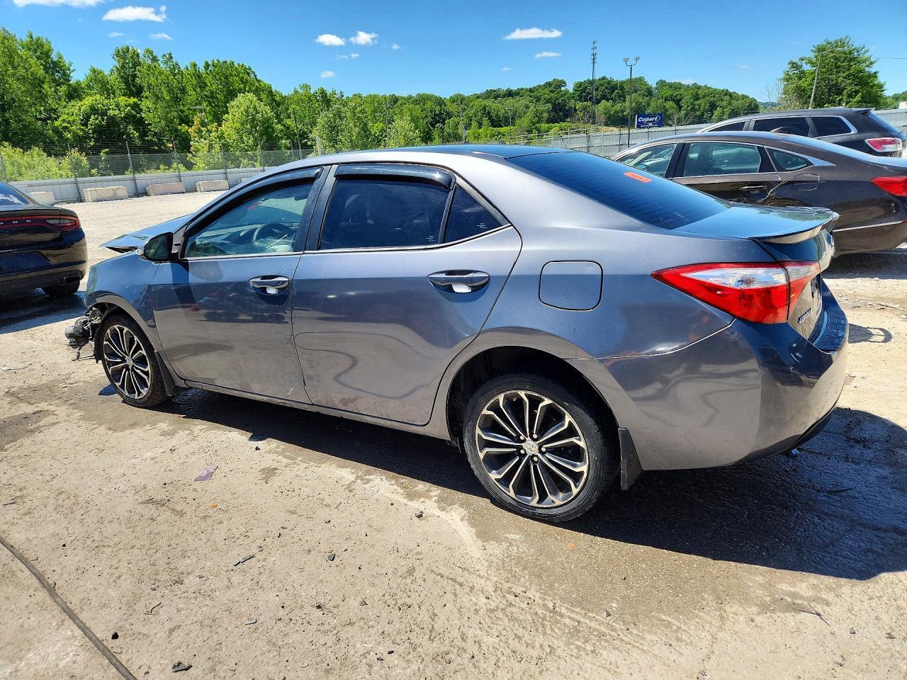 2015 Toyota Corolla S Plus - Фото 2