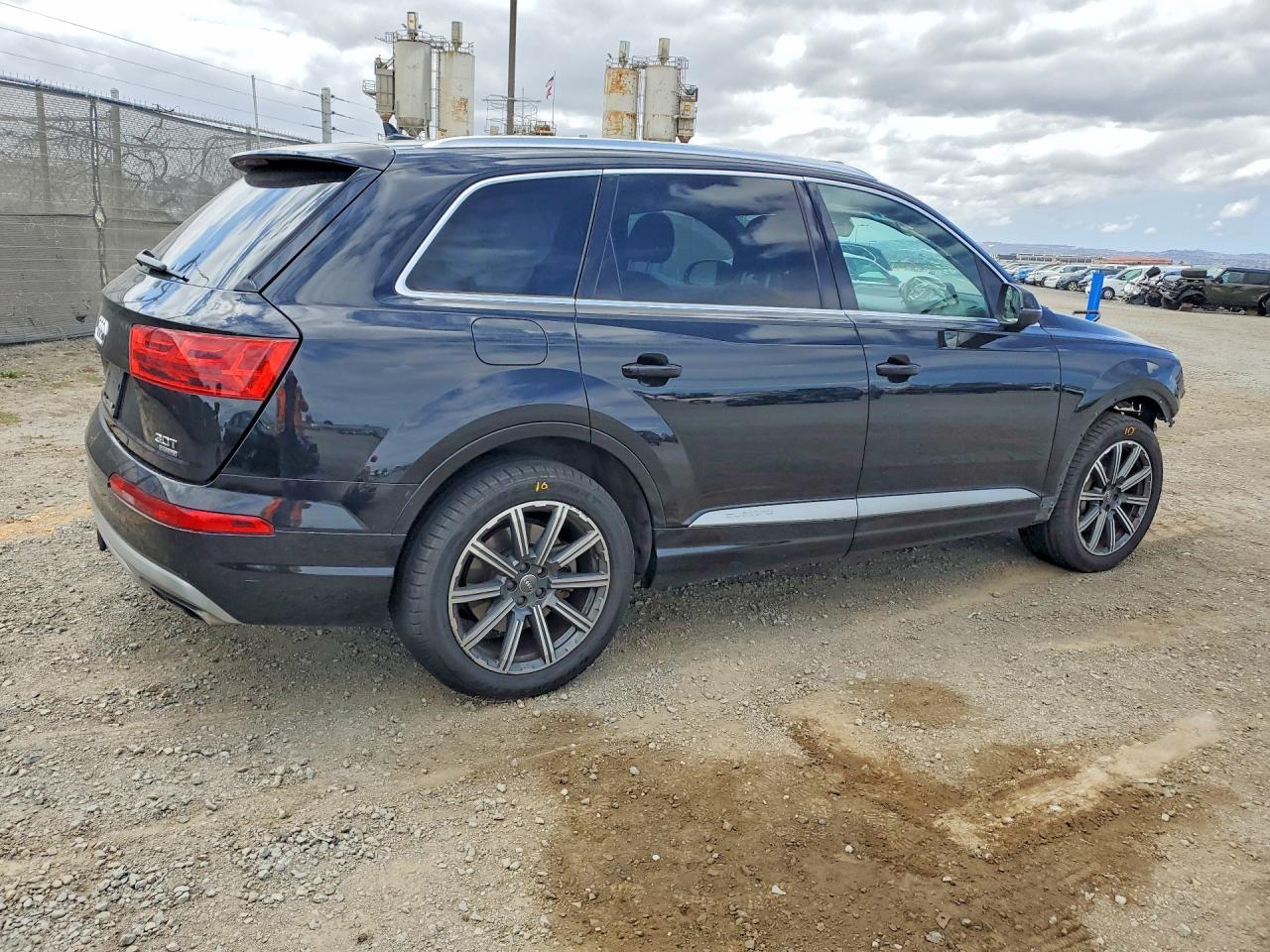 2017 Audi Q7 Premium Plus - Фото 3