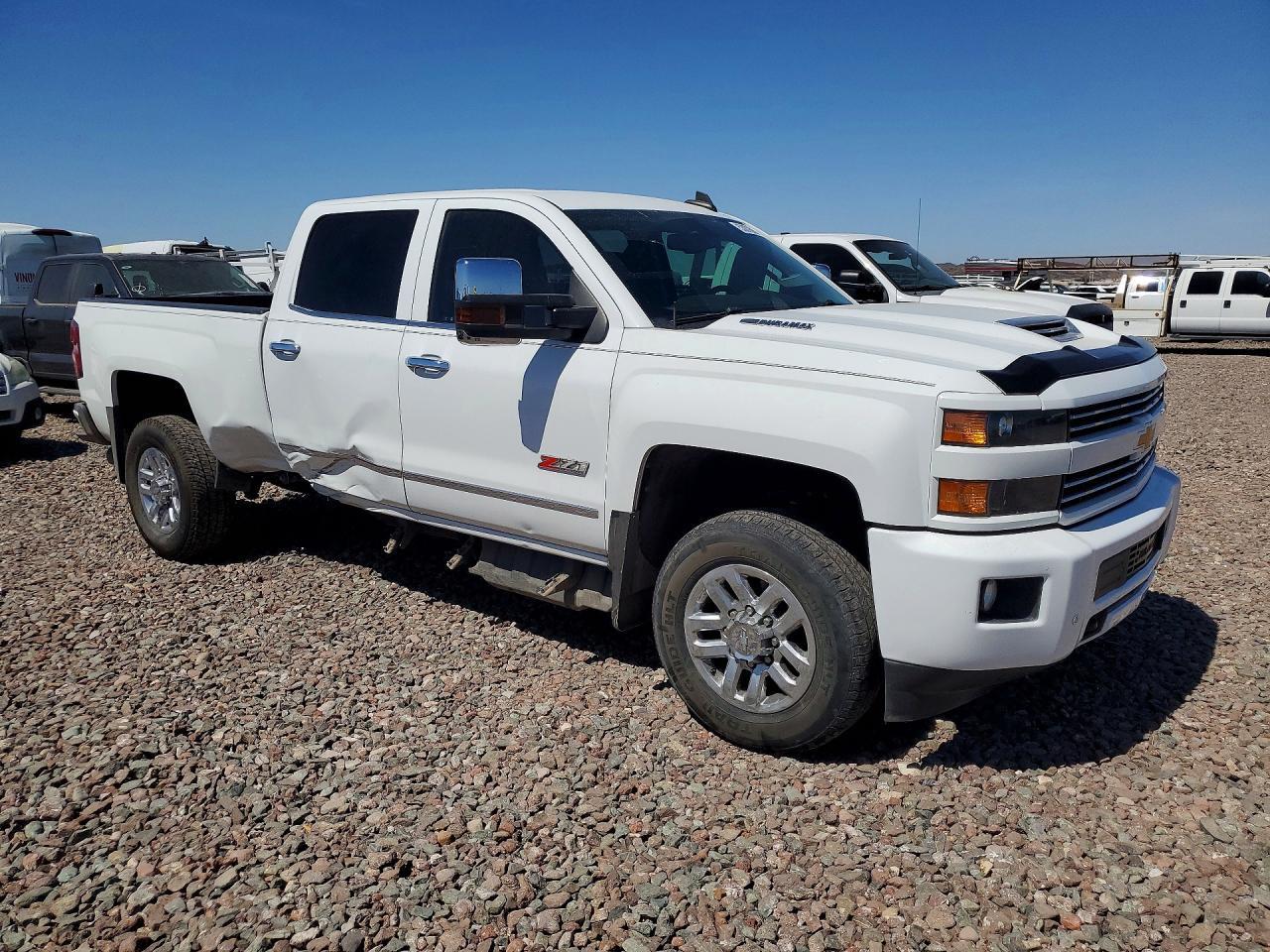 2019 Chevrolet Silverado K3500 Ltz - Image 4