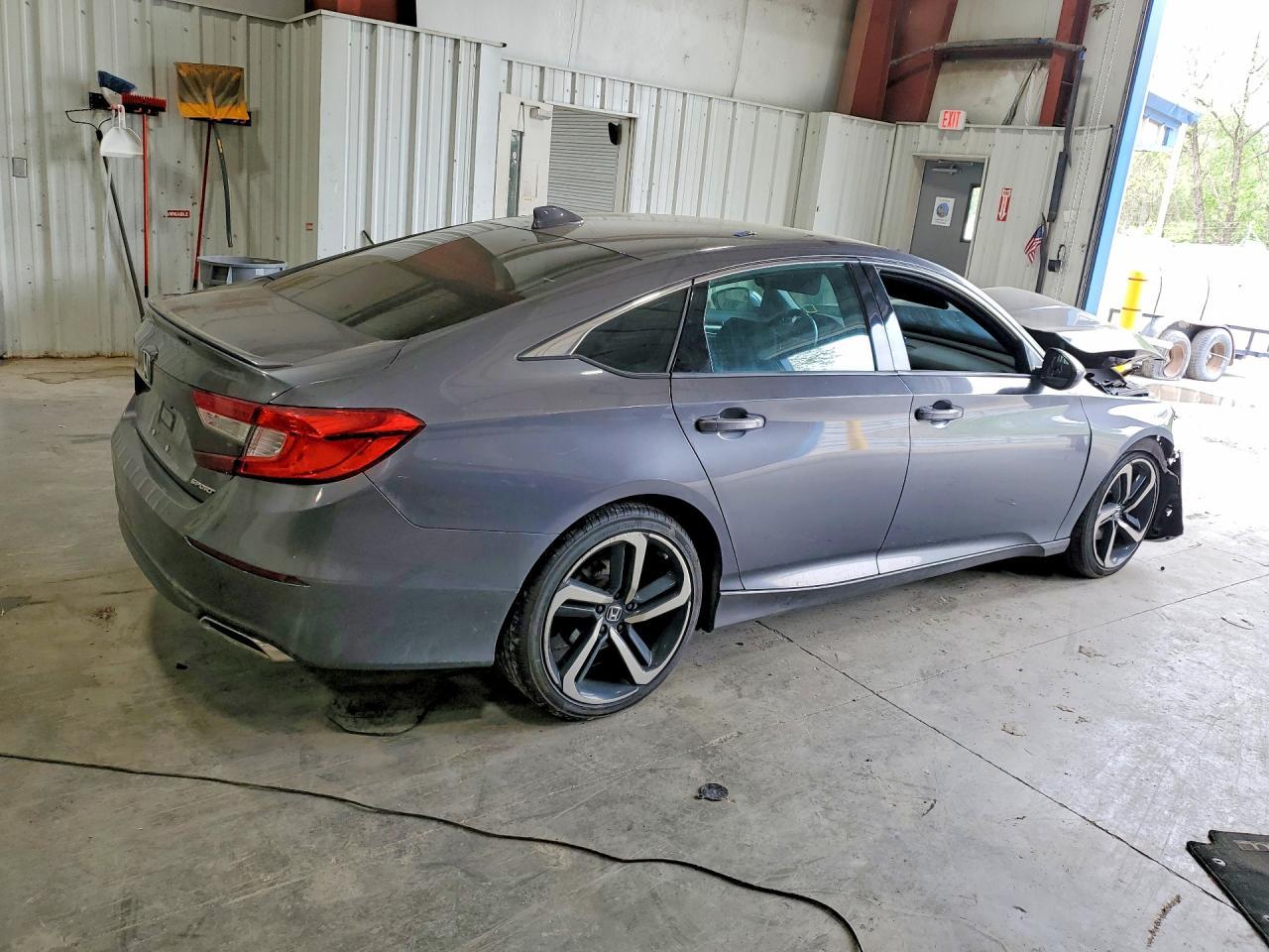 2018 Honda Accord Sport - Фото 3