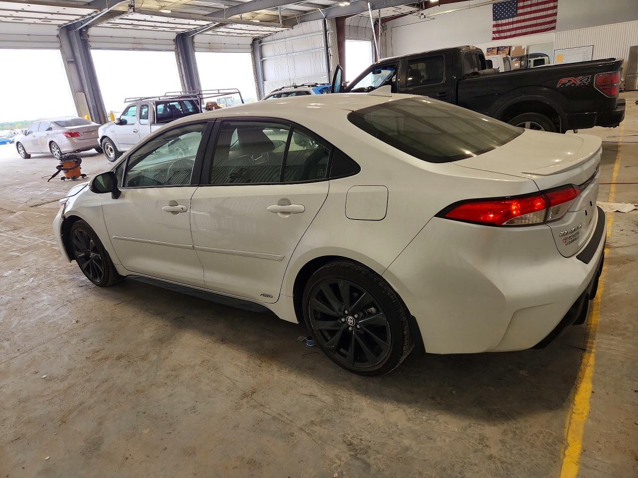 2023 Toyota Corolla Hybrid Se - Фото 2