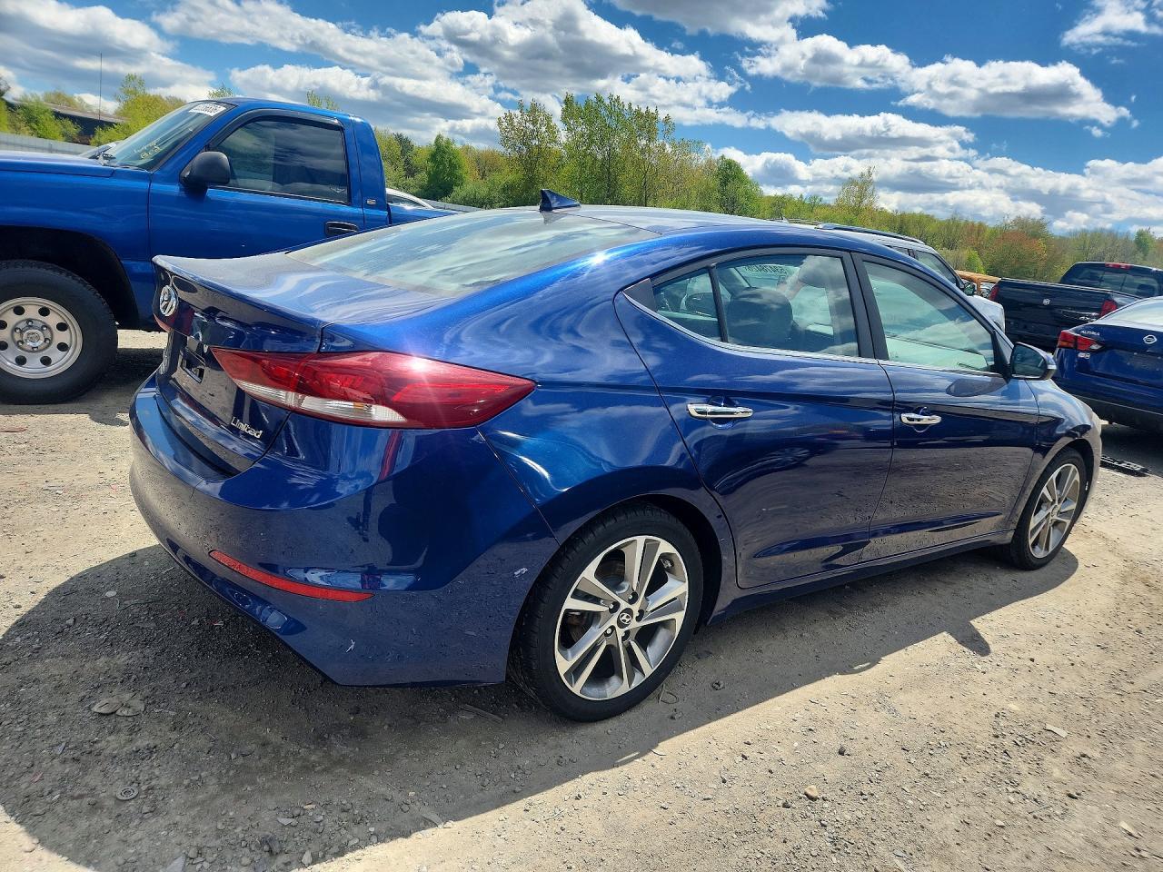 2017 Hyundai Elantra Limited - Image 3