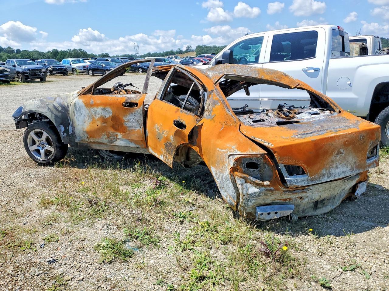 2003 Infiniti G35 Base - Image 2