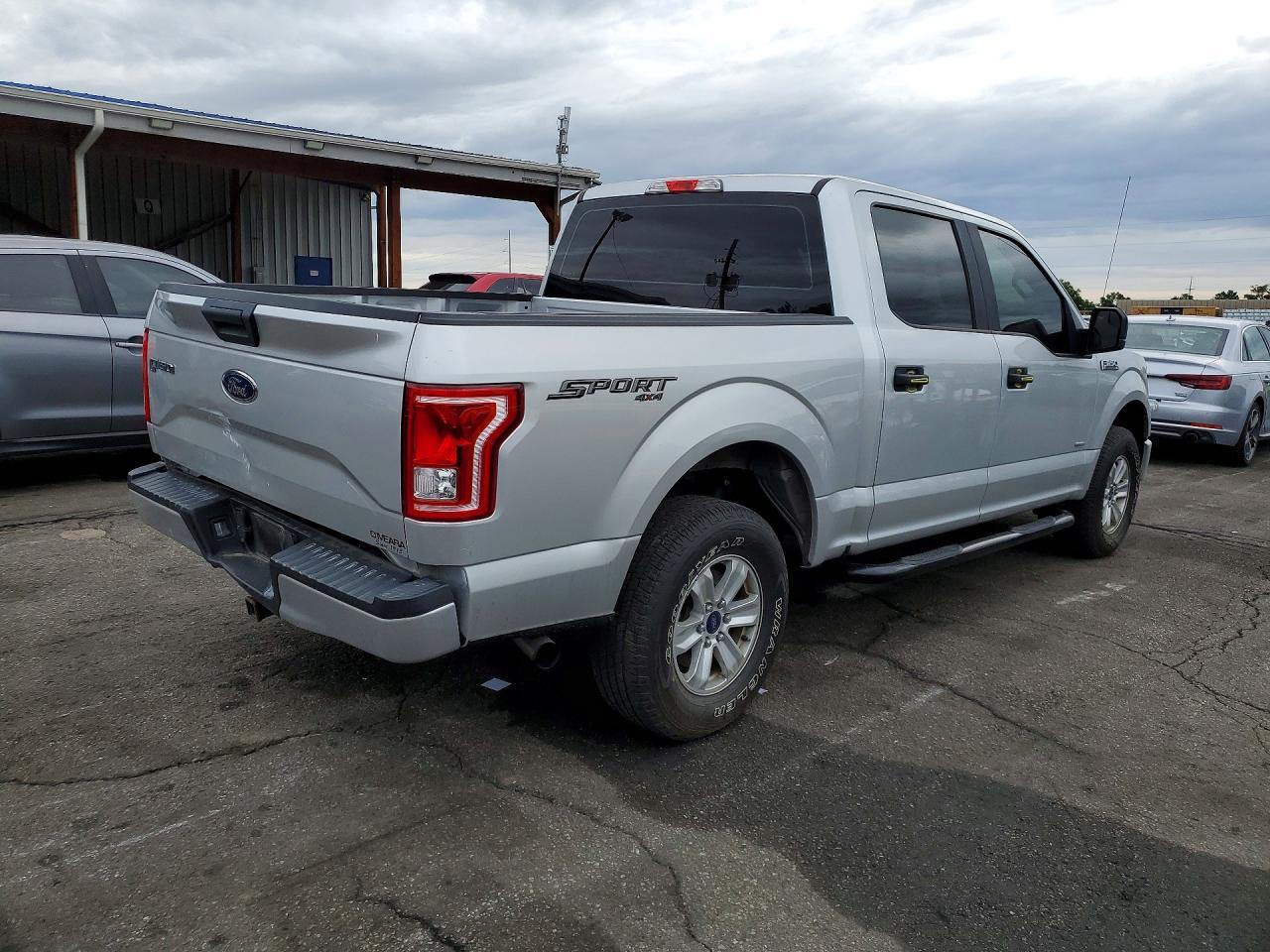 2016 Ford F150 Supercrew - Фото 3
