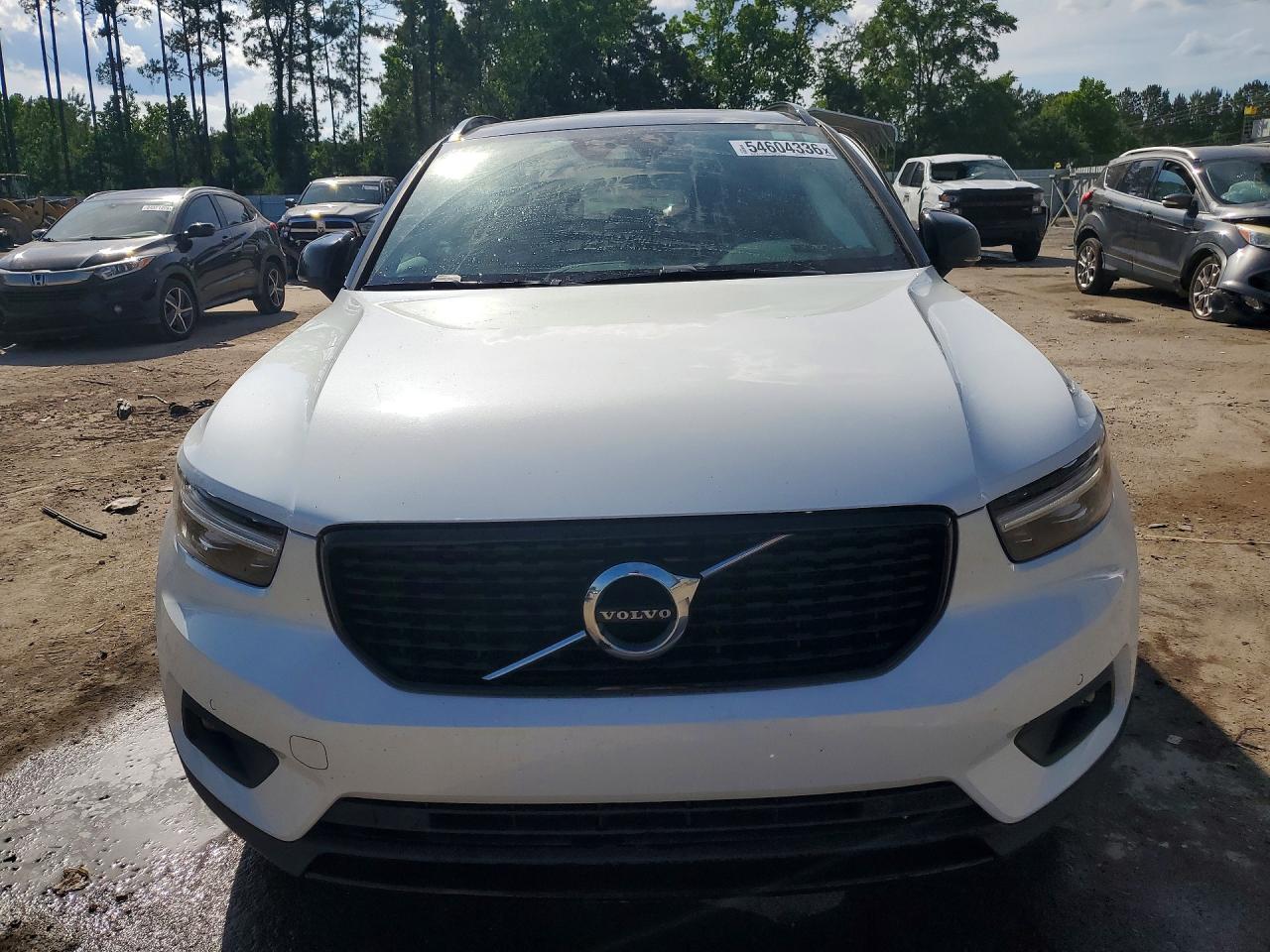 2021 Volvo Xc40 T5 R-Design - Фото 5