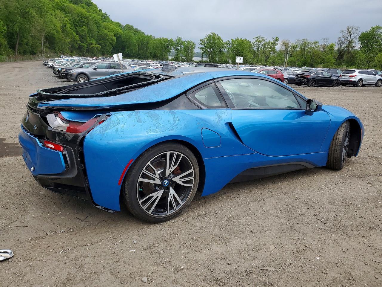2016 BMW I8 - Фото 3