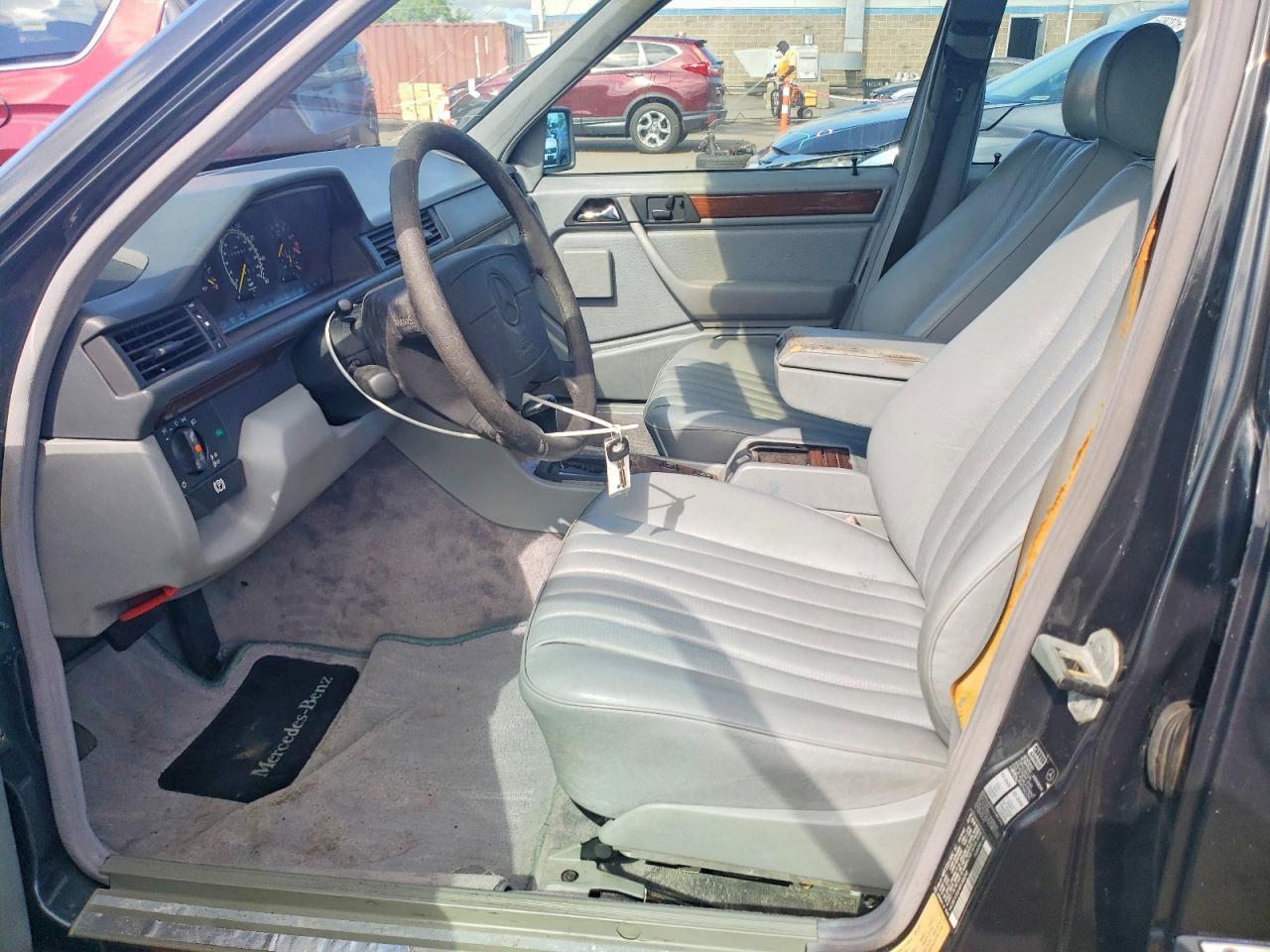 1994 Mercedes-Benz E 320 - Фото 7