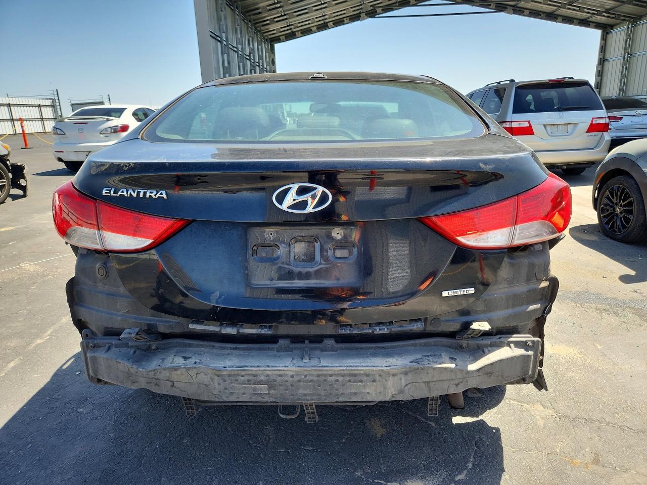 2011 Hyundai Elantra Limited - Фото 6