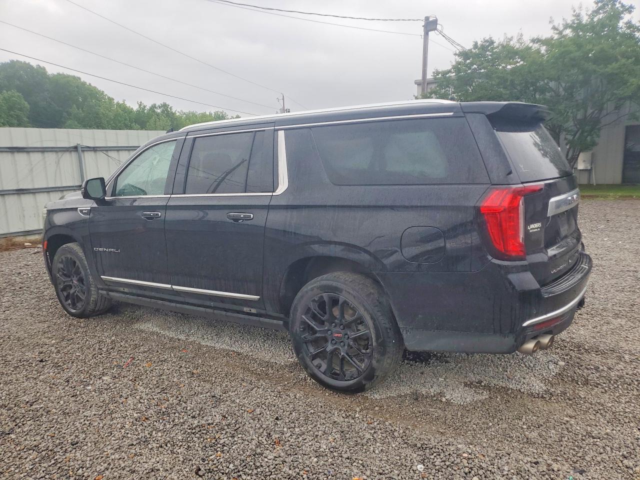 2022 GMC Yukon Xl Denali - Фото 2