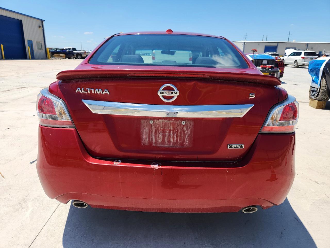 2015 Nissan Altima 2.5 S - Фото 6
