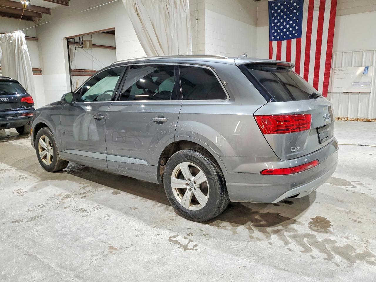 2018 Audi Q7 Premium Plus - Фото 2