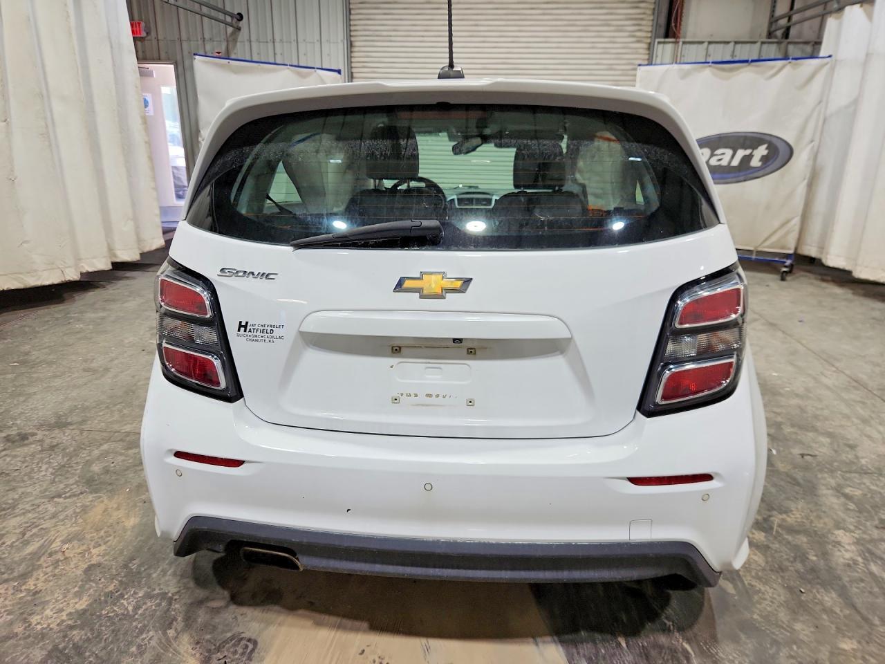 2020 Chevrolet Sonic - Фото 6