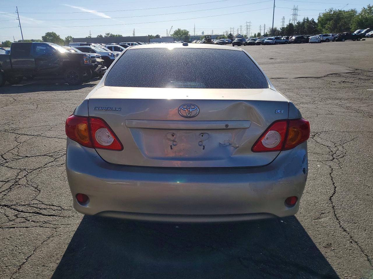 2009 Toyota Corolla Le - Image 6